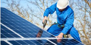 Installation Maintenance Panneaux Solaires Photovoltaïques à Peillon